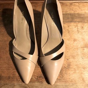 Nine West nude heels